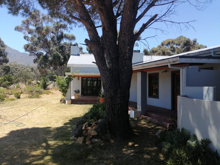 To Let 3 Bedroom Property for Rent in High Riding Country Estate Western Cape